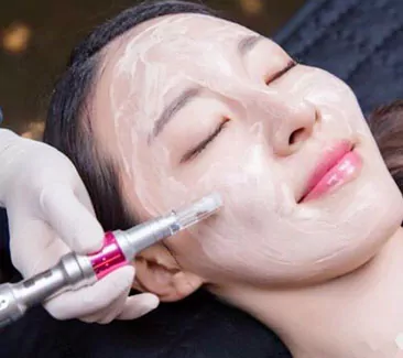 تکنیک پاکسازی پوست کره ای: راهی به سوی روشنی پوست شما 2 نحوه انجام تکنیک پاکسازی پوست کره ای
